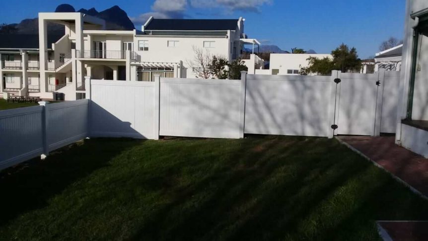 absolut-private-fences PVC Private Fencing