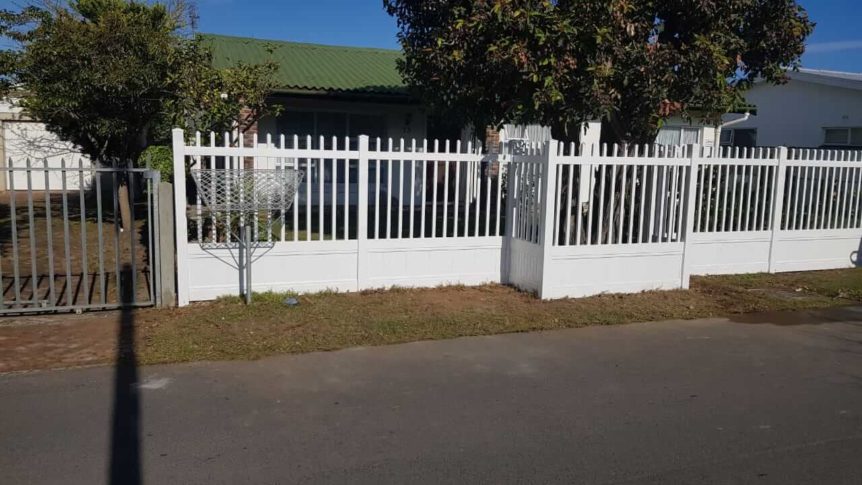 absolut-fences-semi-private