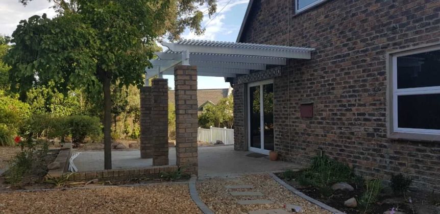 absolut-fencing-arbors-and-pergolas-fences-pvc-fences