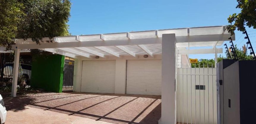 arbors-and-pergolas-fencing-absolut-pvc-fencing