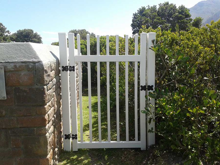 PVC Gates/Doors