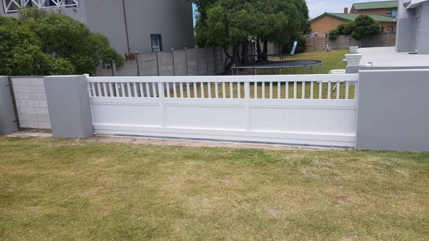 semi-private-fencing-absolut-fencing