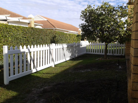 PVC Picket Fencing